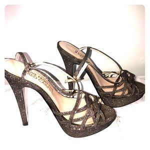 Glitter platform pump sandal size 7.5